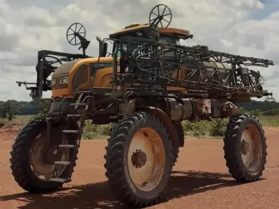 Pulverizador Valtra BS3020, Ano 2014 — foto do anúncio