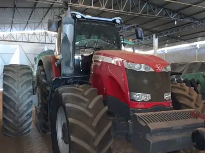 Trator Massey 8690, Ano 2014 — foto do anúncio