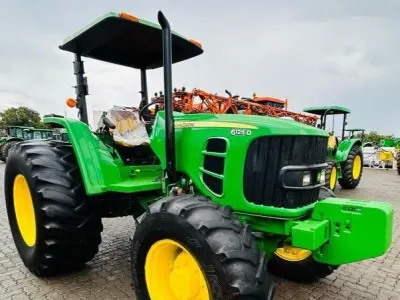 Trator John Deere, 6125D, Ano 2010 — foto do anúncio