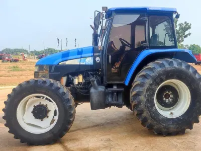 Trator New Holland, TS 6040, Ano 2012 — foto do anúncio