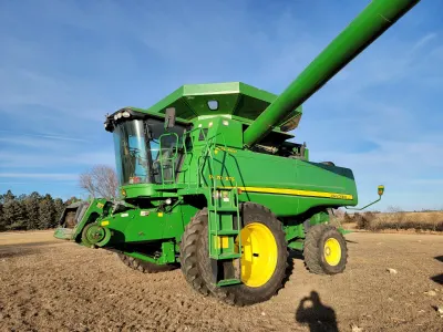 Colheitadeira John Deere, STS 9670 , Ano 2008 — foto do anúncio