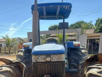 Trator New Holland, 7630, Ano 2016 — foto do anúncio