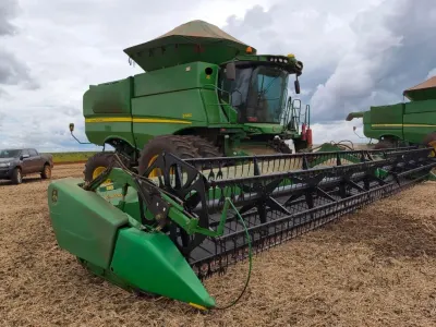 Colheitadeira John Deere, S680, Draper 40 pés, Ano 2014 — foto do anúncio