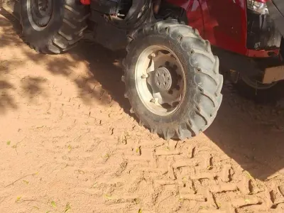 Trator Massey Ferguson 4292 com Conjunto Dianteiro Original, Ano 2017 — foto do anúncio