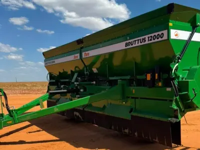 Distribuidor de Calcário, Stara, Bruttus 12000, Ano 2022 — foto do anúncio