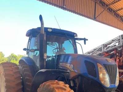 Trator New Holland, T7.245, Ano 2015 — foto do anúncio