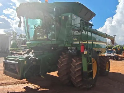 Colheitadeira John Deere S680, Draper 40 Pés, Ano 2015 — foto do anúncio