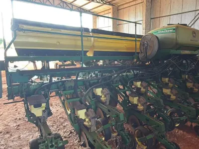 Plantadeira John Deere, CCS 2117 – 30X50, Ano 2013 — foto do anúncio