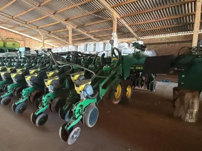 Plantadeira John Deere, DB90 – 61X45, Ano 2020 — foto do anúncio