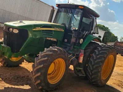 Trator John Deere, modelo 7815, Ano 2008 — foto do anúncio