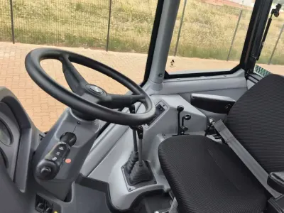 Trator Valtra, BM115, Ano 2025 — foto do anúncio