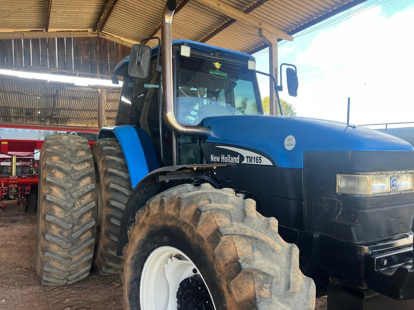Trator New Holland, TM165, Ano 2003, foto principal do anúncio