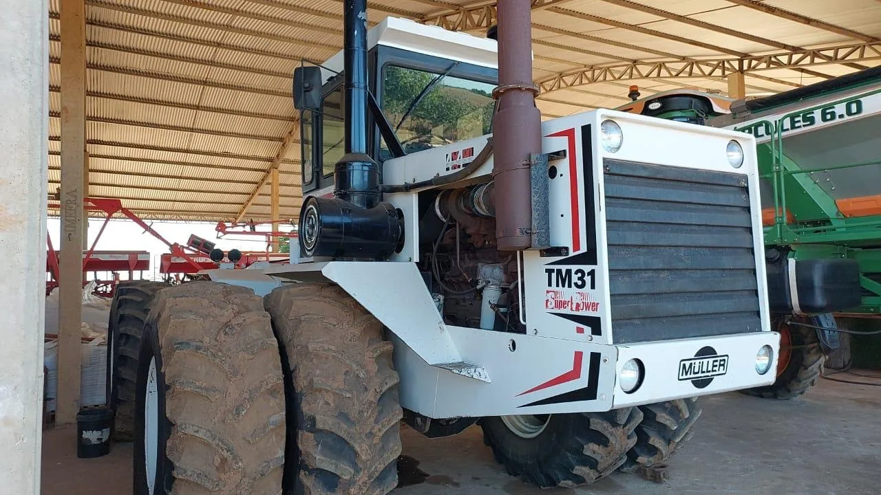 Trator Muller, TM31, 310cv, Ano 1992, foto principal do anúncio