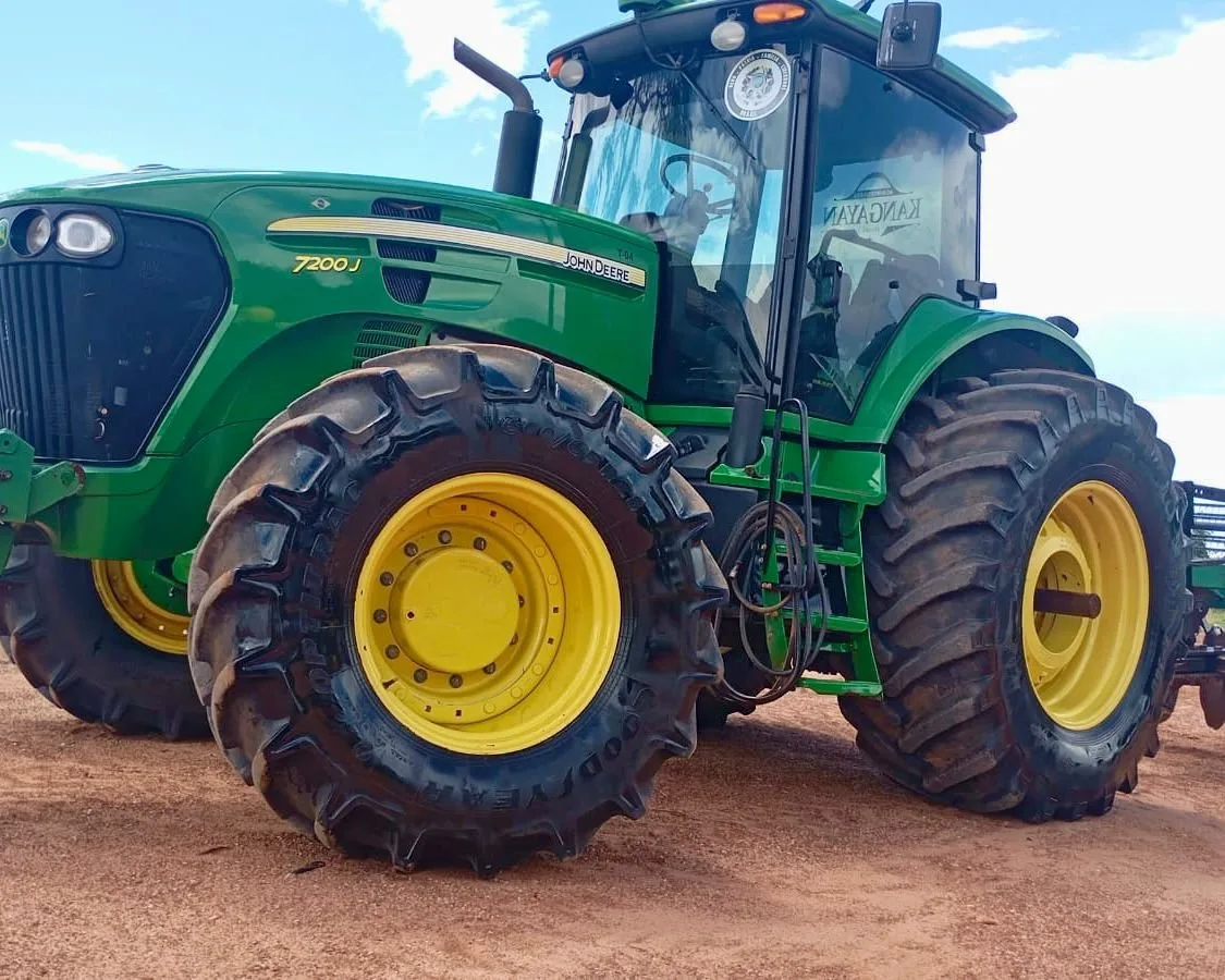 Trator John Deere, modelo 7200J, Ano 2021, foto principal do anúncio