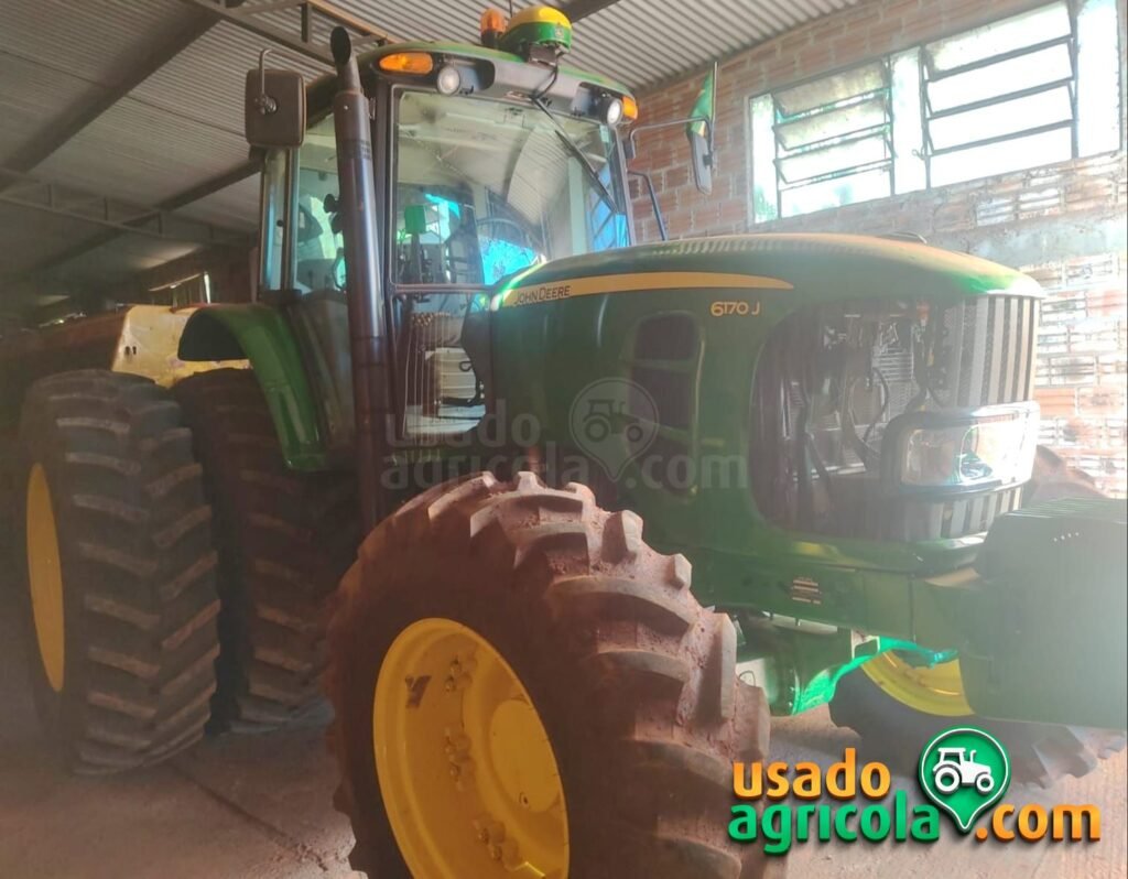 Trator-John-Deere-6170J-Ano-2020-DESTAQ