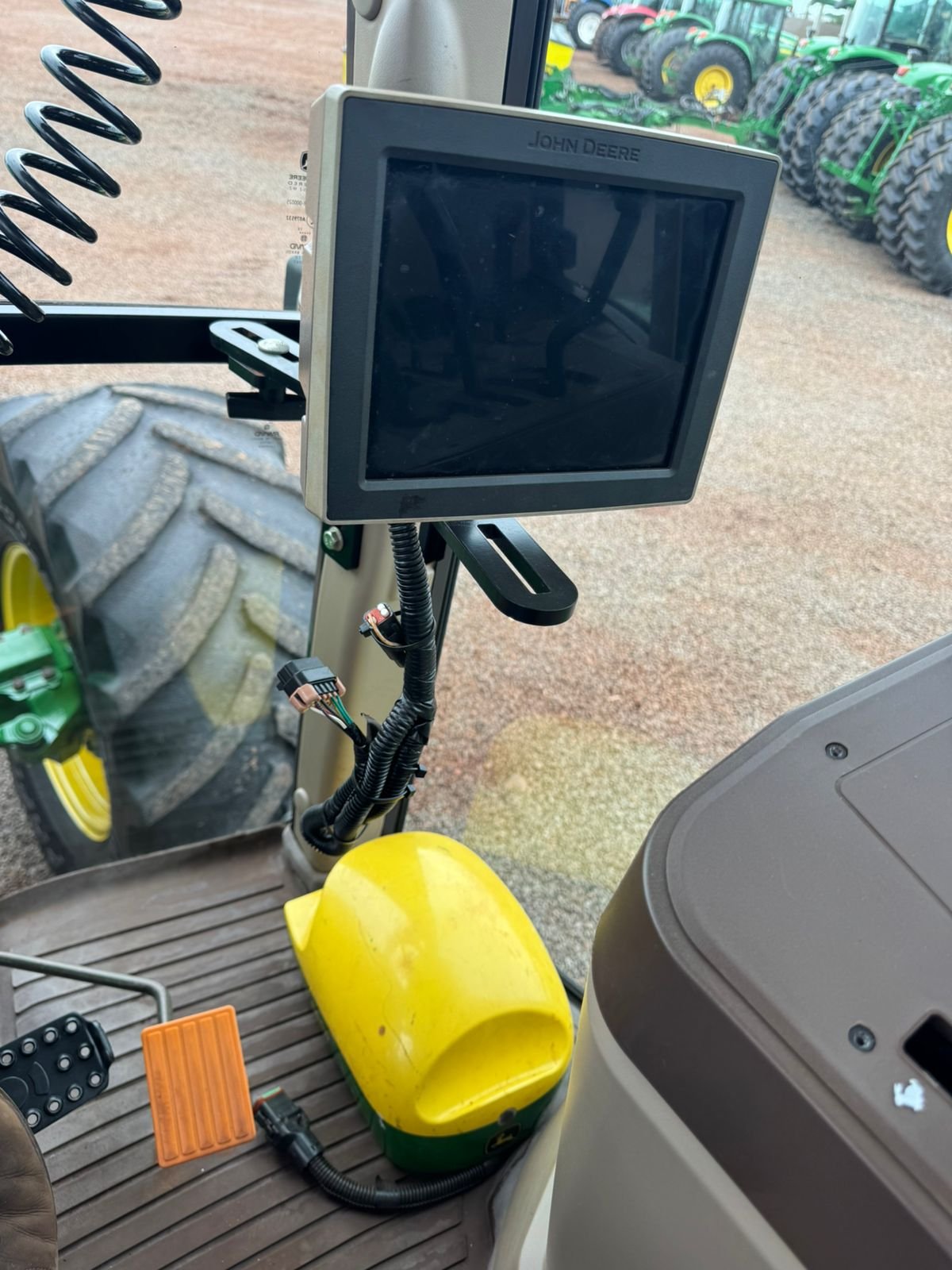 WhatsApp Image 2026-01-12 at 14.43.41 (1)