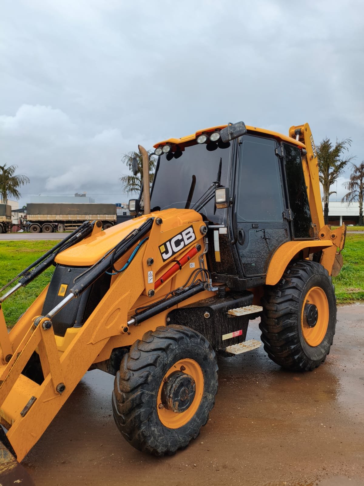 WhatsApp Image 2026-01-27 at 08.16.51 (2)