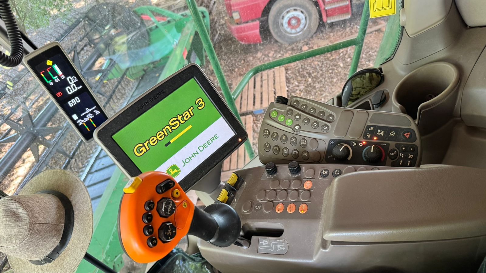 WhatsApp Image 2026-02-25 at 14.06.40