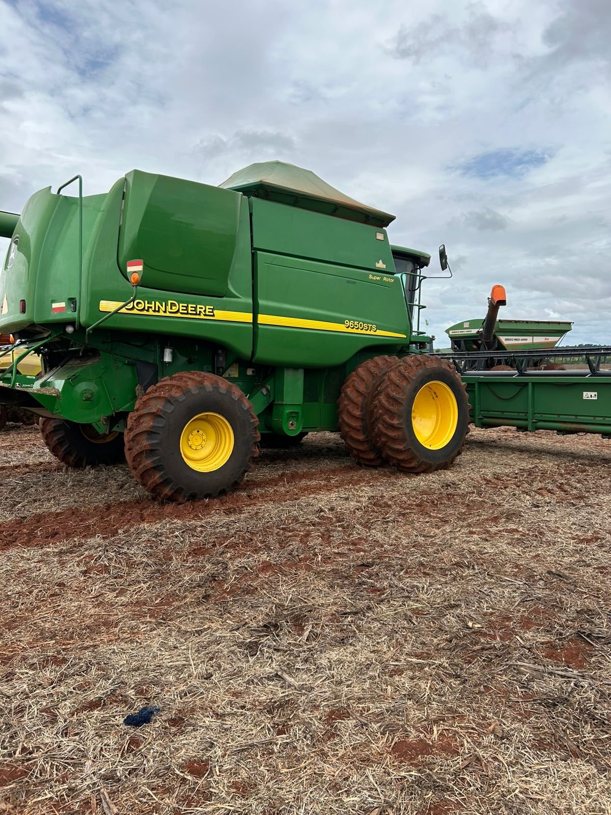 WhatsApp Image 2026-04-06 at 14.43.28 (1)